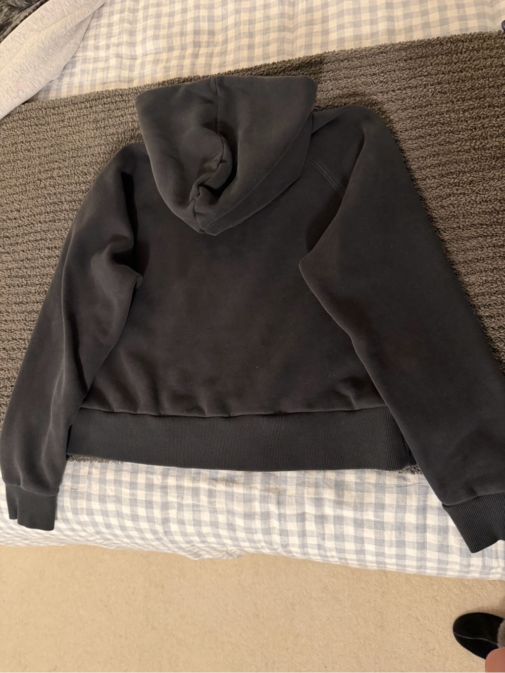 Vuori Restore Half-Zip Hoodie. - Picture 2 of 3